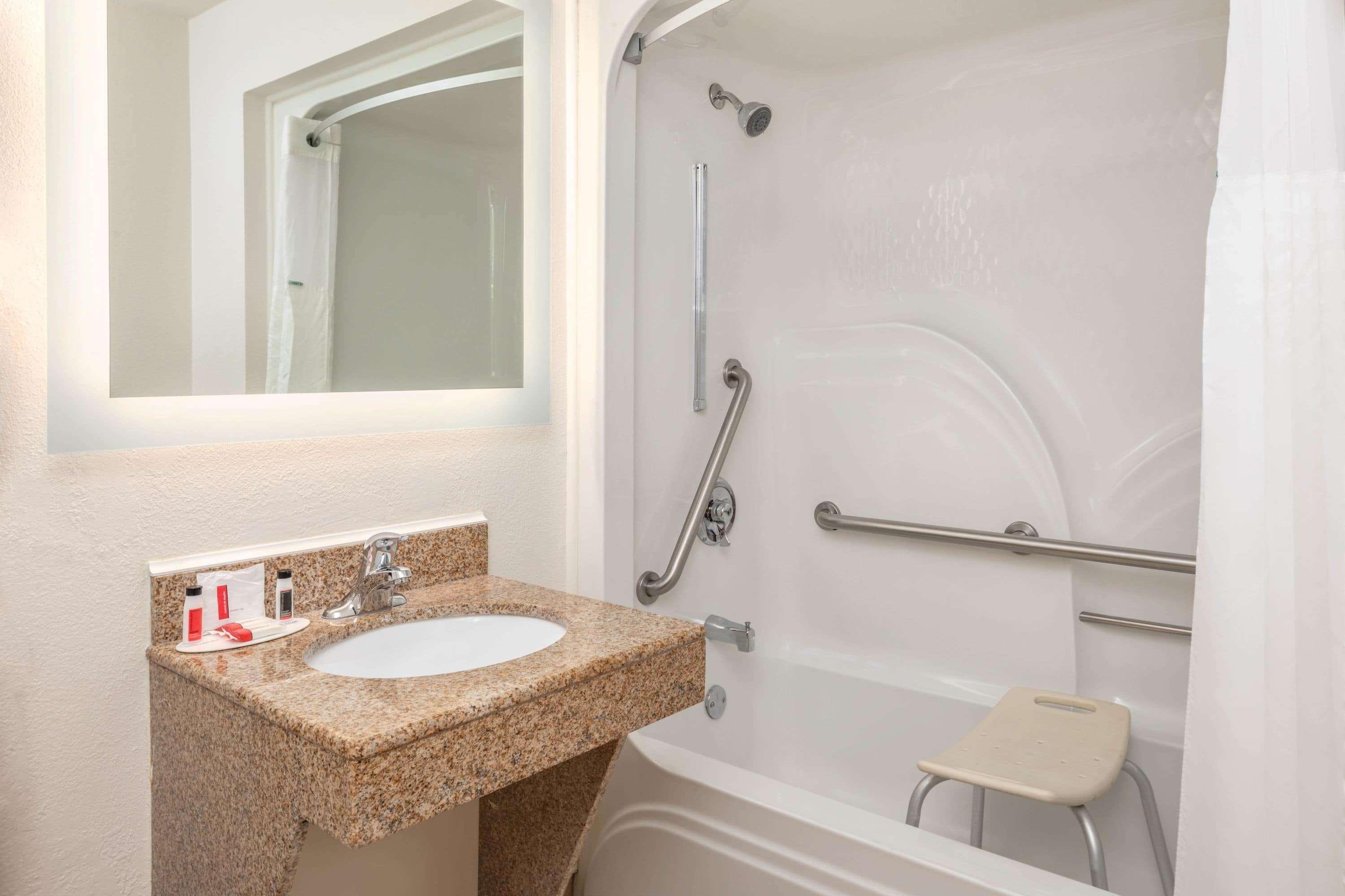 Howard Johnson By Wyndham Rock Hill Ngoại thất bức ảnh